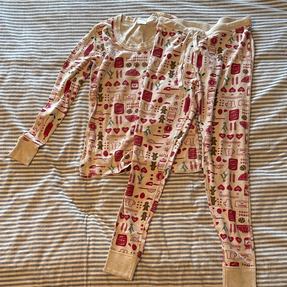 Hanna Andersson Get Baking Women’s long John top and pant in organic cotton